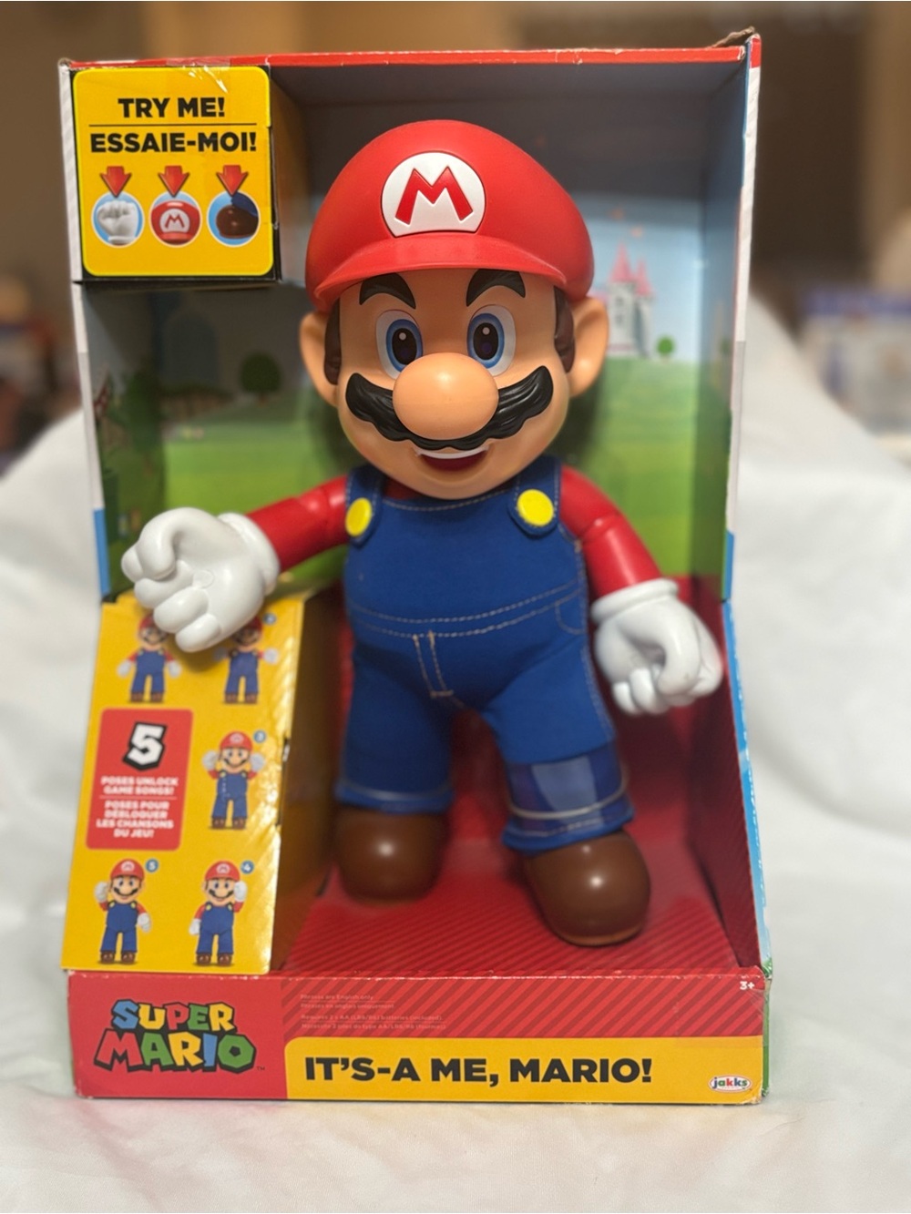 Nintendo Super Mario & Yoshi Figure Bundle - Official Collectible Toys - New